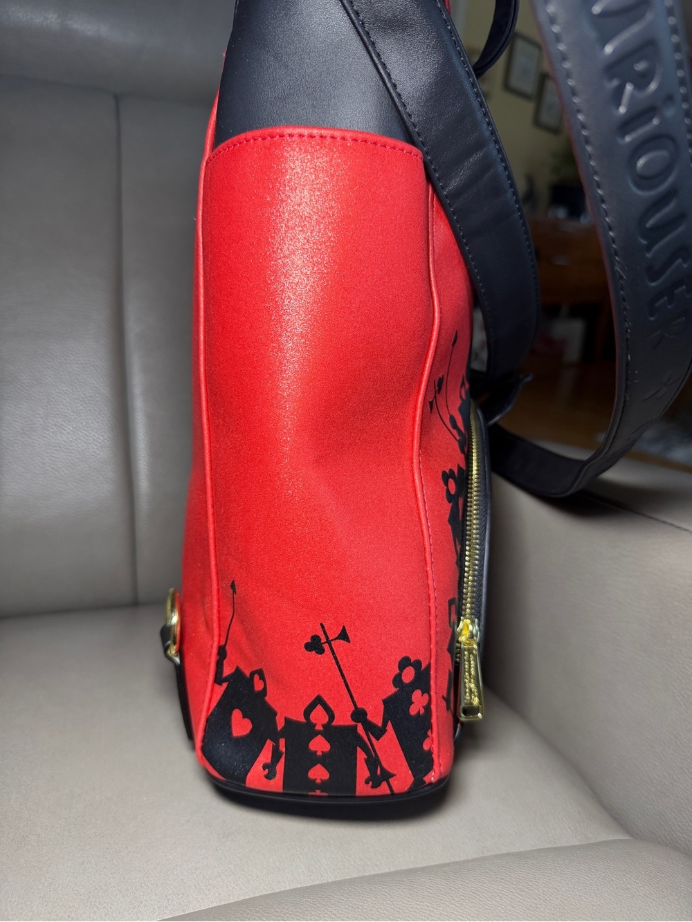 Loungefly RARE Disney Alice in Wonderland Convertible Backpack/Tote Bag Like New - Picture 4 of 8